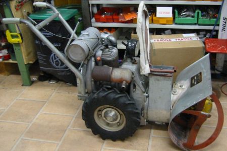 ROLBA Snow Baby 2004 mit Rotax 2 Takt Motor  .jpg