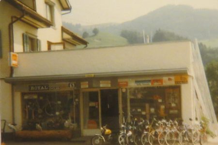 Flachdach undicht Stockwerk Aufbau ca.  1986 .JPG