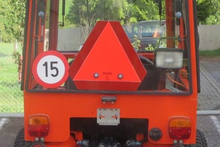 Kubota Heck Gewicht 22.9.2018 Bild 1 .JPG